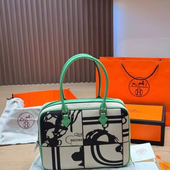 Hermes Brides White Black Green everyday — AAA Quality Replica