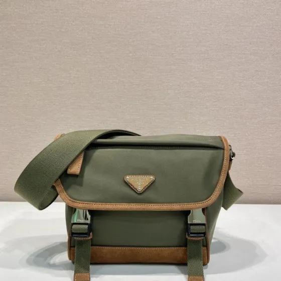 Prada Brown 25x18x10cm shoulder bag Premium Replica