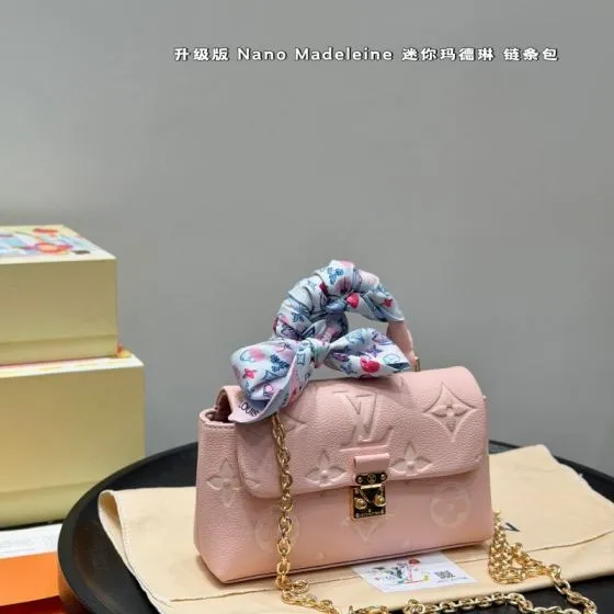 MCM Monogram 18x12cm shoulder bag 1 1 Replica