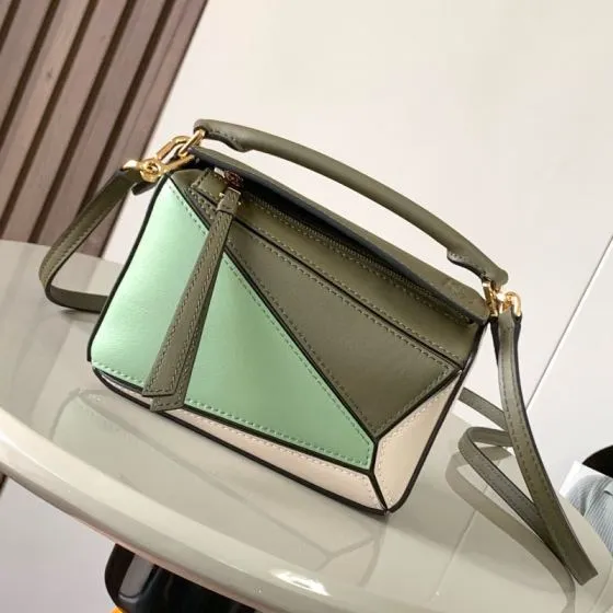 Loewe Beige 18x12cm shoulder bag 1 1 Replica