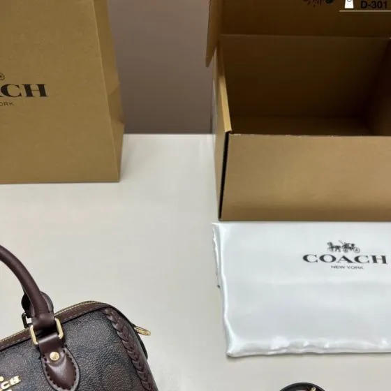 Coach Monogram 18x12cm shoulder bag Premium Replica