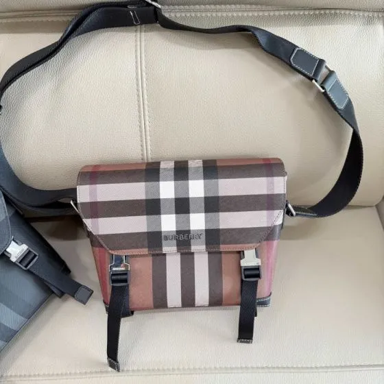 Burberry Brown 25x18x10cm shoulder bag Top Quality Replica