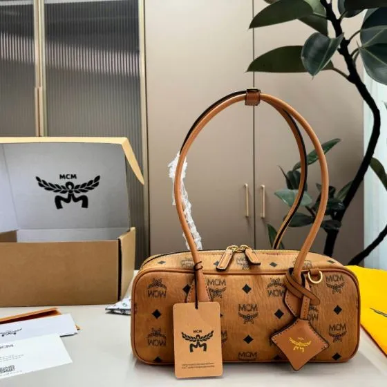 MCM Visetos 25x18x10cm shoulder bag 1 1 Replica