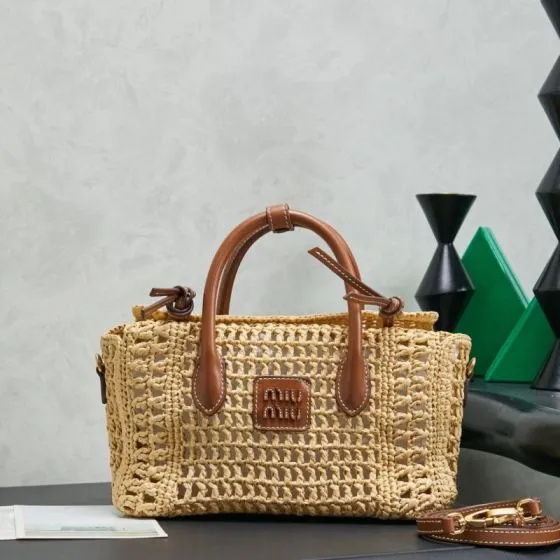 Miu Miu Brown 25x18x10cm shoulder bag Top Quality Replica