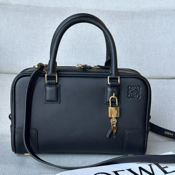 Loewe Black shoulder bag Premium Replica