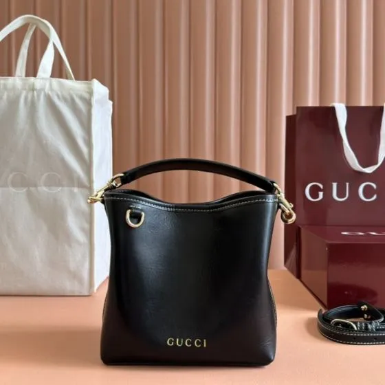 Gucci Black leather crossbody Top Quality Replica