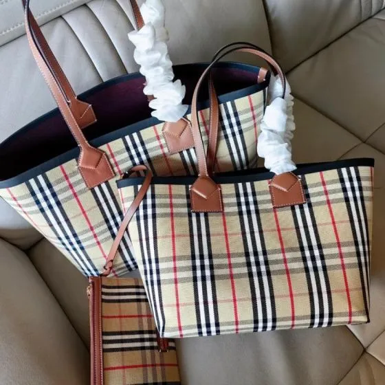 Burberry Brown shoulder bag Premium Replica