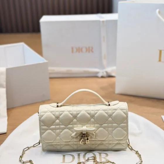 Dior Miss Pink crossbody 1 1 Replica