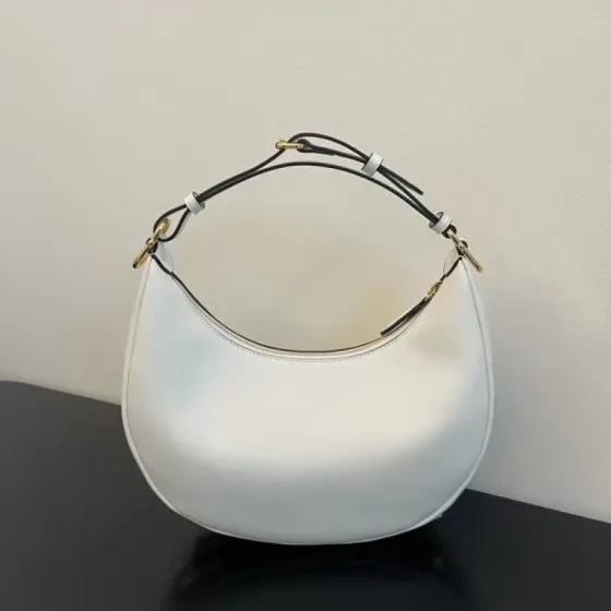 Fendi White 25x18x10cm shoulder bag Top Quality Replica