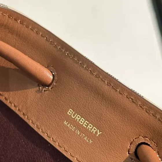 Burberry shoulder bag Premium Replica