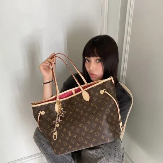 Louis Vuitton Neverfull Monogram tote AAA Quality Replica