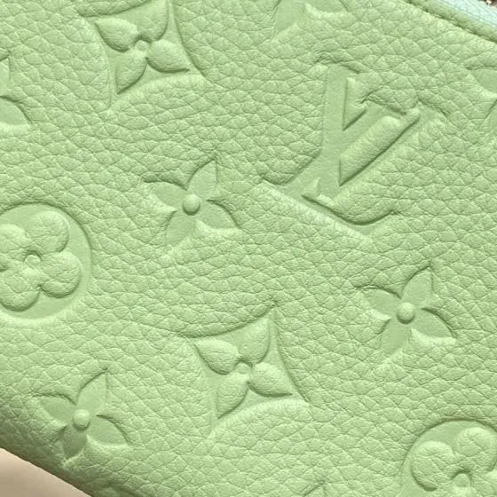Louis Vuitton Zippy Wallet Mint Green Monogram Empreinte everyday Top Quality Replica