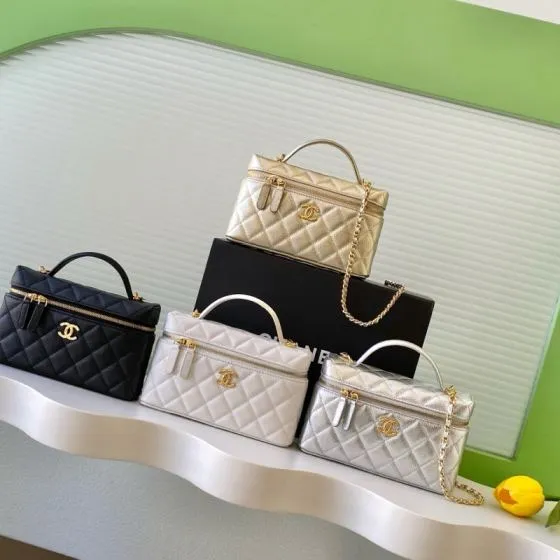 Chanel Black crossbody Premium Replica