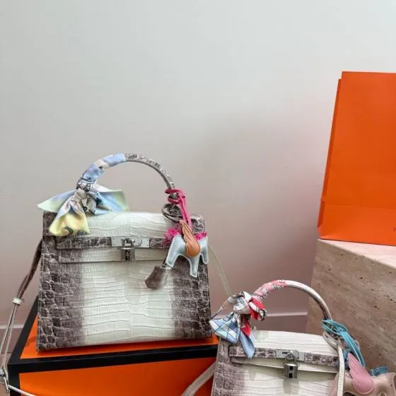 Hermes Kelly 28 White and gray crocodile-embossed 28cm shoulder Premium Replica