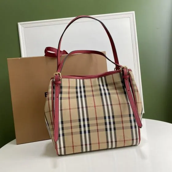 Burberry Red shoulder bag AAA Quality Replica