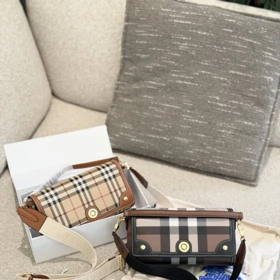 Burberry Black shoulder bag AAA Quality Replica