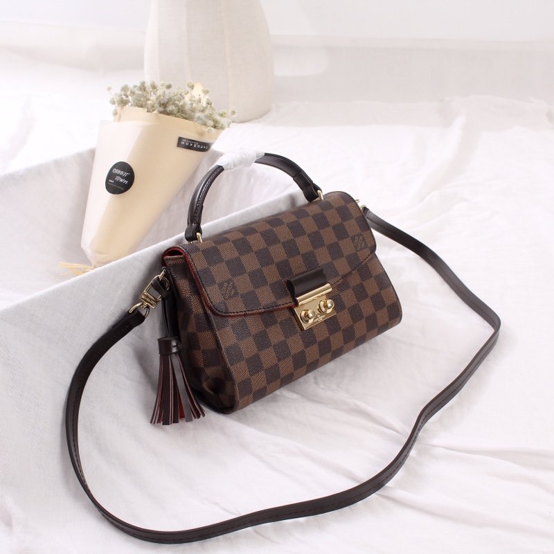 LV bag — practical uses 8746f3 photo 1