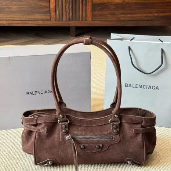 Balenciaga Brown 25x18x10cm shoulder bag 1 1 Replica