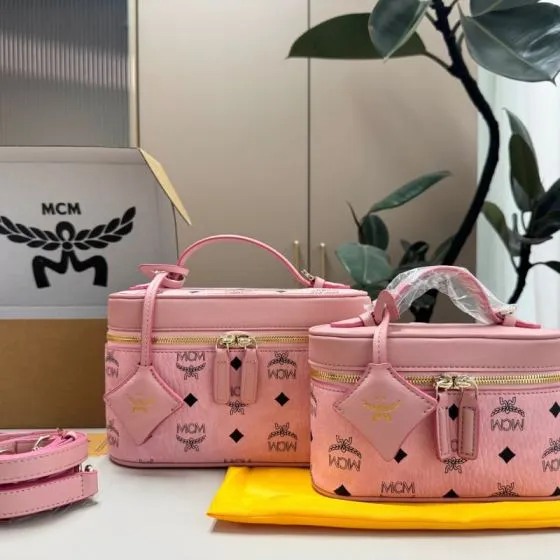 MCM Visetos 25x18x10cm shoulder bag 1 1 Replica