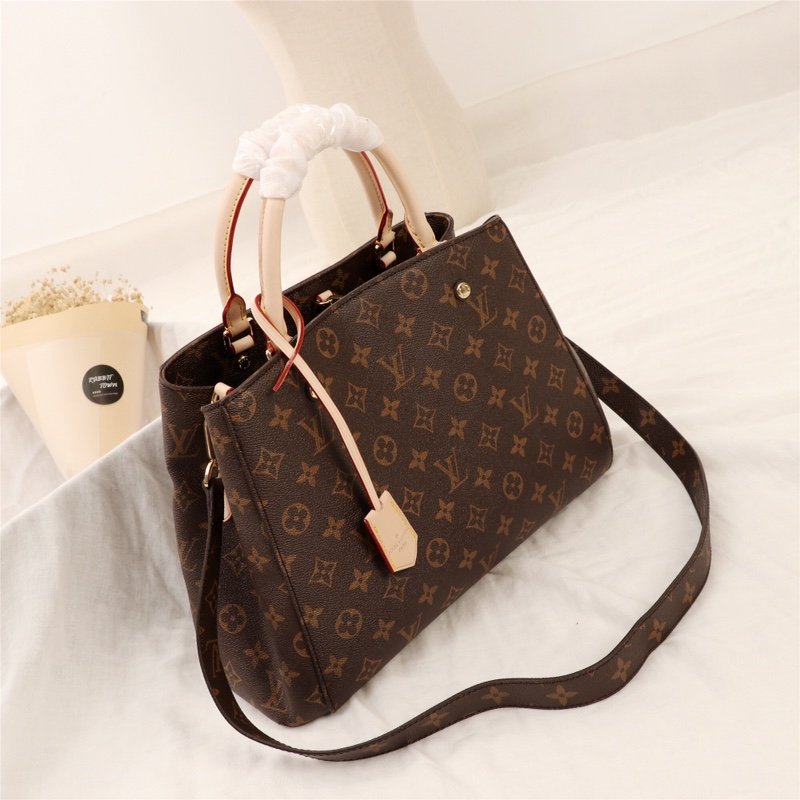 Louis Vuitton M41056 Montaigne MM Brown Monogram Coated Canvas with Natural Vachetta Leather Trim Everyday, Work, Travel 33cm x 23cm x 15cm photo 1