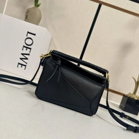 Loewe Black 18x12cm shoulder bag Premium Replica