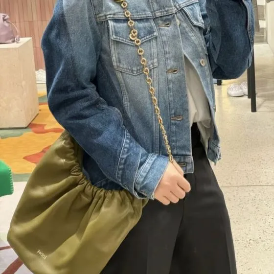 Loewe Green shoulder bag 1 1 Replica