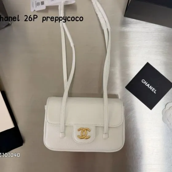 Chanel White Pink caviar leather shoulder 1 1 Replica