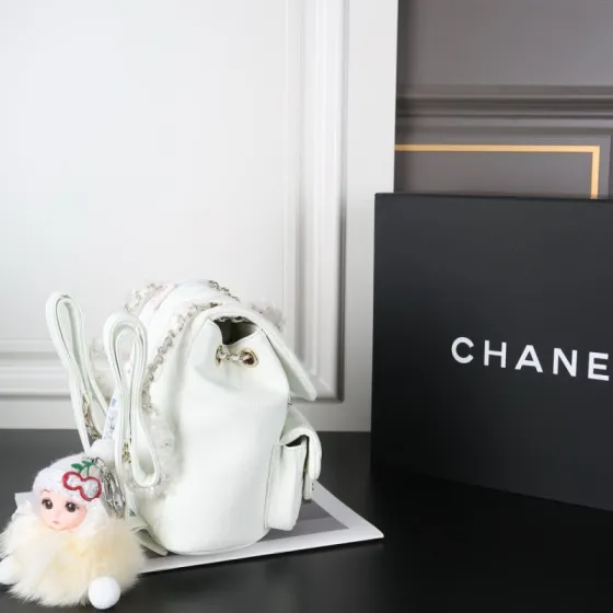 Chanel Duma White 19x19cm backpack 1 1 Replica