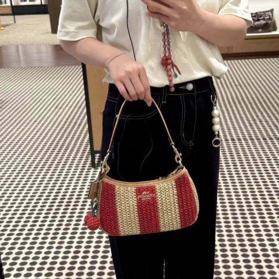 Coach Red beige striped straw with tan leather trim 23x13cm shoulder bag Top Quality Replica