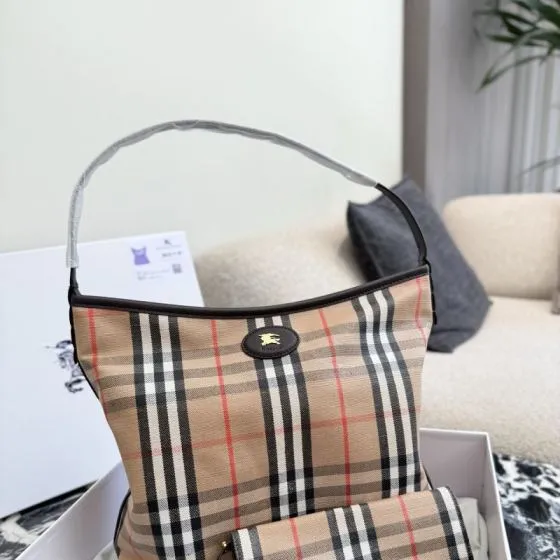 Burberry Brown shoulder bag AAA Quality Replica