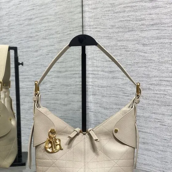 Dior Toujours Beige shoulder 1 1 Replica