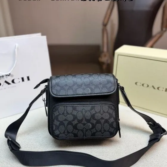 Coach Black shoulder bag 1 1 Replica