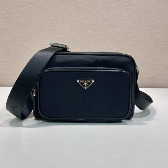 Prada Black shoulder bag 1 1 Replica