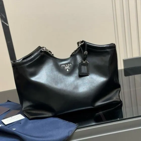 Prada Re-Edition Black 22x17cm shoulder bag Premium Replica