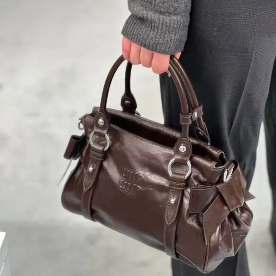 Miu Miu Brown 25x18x10cm shoulder bag Top Quality Replica