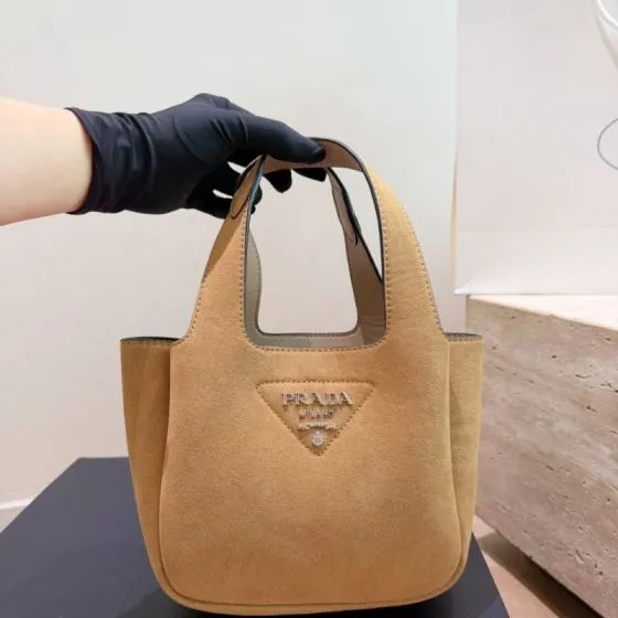 Prada 25x18x10cm shoulder bag 1 1 Replica