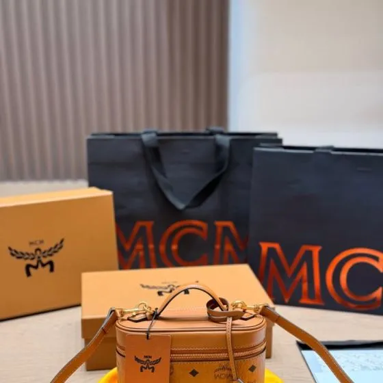 MCM Visetos 18x12cm shoulder bag AAA Quality Replica