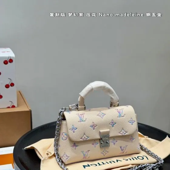 MCM Monogram 18x12cm shoulder bag 1 1 Replica