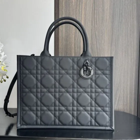 Dior Book Tote Black — 1:1 Replica