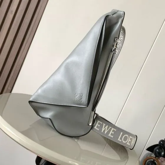 Loewe Grey 25x18x10cm shoulder bag Premium Replica