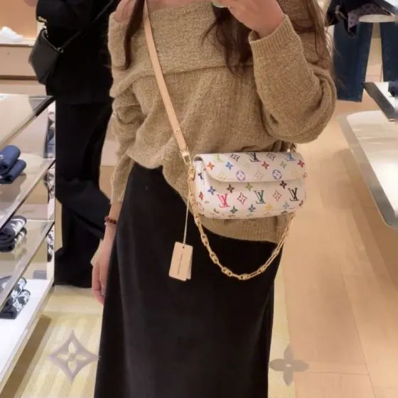 Louis Vuitton M21398 White Multicolor Monogram crossbody — Premium Replica