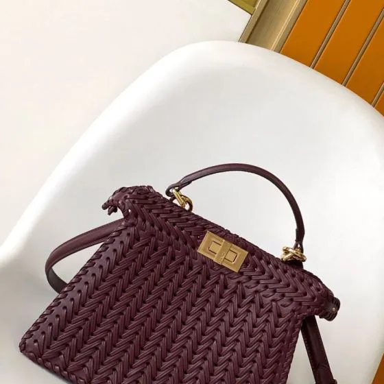 Fendi Peekaboo 33x22x14cm shoulder bag AAA Quality Replica