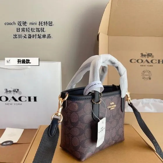 Coach Monogram 18x12cm shoulder bag Top Quality Replica