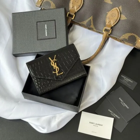 Saint Laurent Cassandre Envelope Wallet Black crocodile-embossed evening — AAA Quality Replica