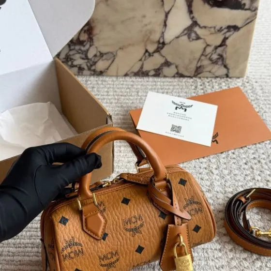 MCM Visetos 18x12cm shoulder bag Top Quality Replica
