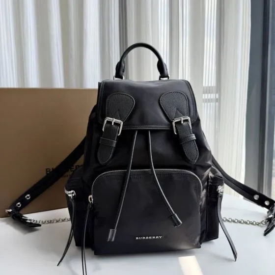 Burberry Black Nylon 22 x 14 x 33cm backpack Top Quality Replica