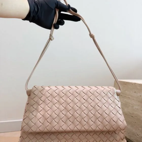 Bottega Veneta Brown shoulder bag 1 1 Replica