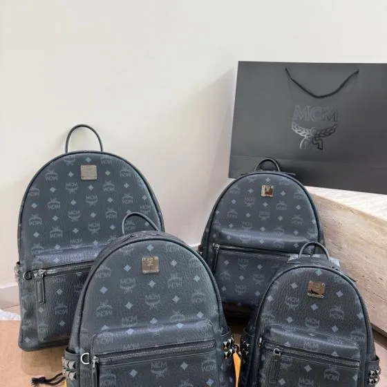 MCM Stark Black Visetos Beige Visetos 32x40x15cm backpack 1 1 Replica