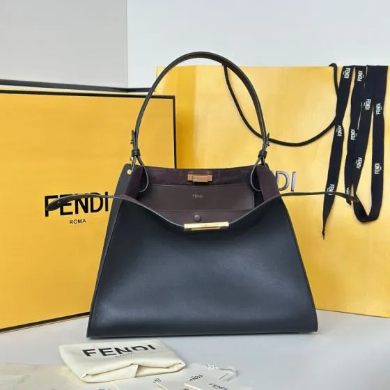 Fendi shoulder bag Top Quality Replica