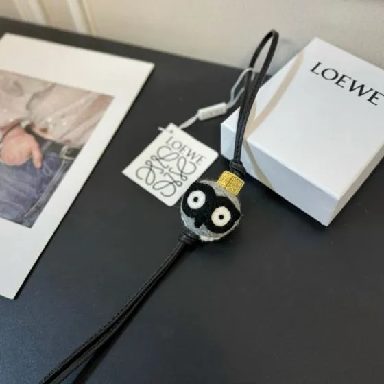 Loewe Black shoulder bag 1 1 Replica